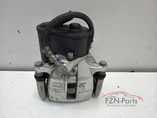 VW Passat B7 Elektronische Remklauw Rechts-achter