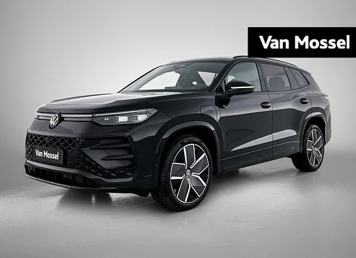 Volkswagen Tayron 1.5 eHybrid R-Line Edition | 204pk | trailer coupling inklapbaar | Panoramaschuif-kanteldak | Black Style Pakket | adaptieve cruise control | climatronic (automatische airco) |