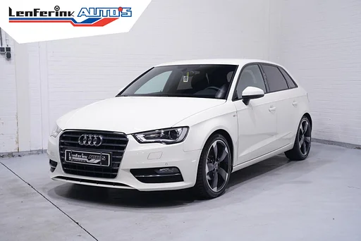 Audi A3 Sportback 1.4 TFSI Ambition Pro Line S Navi air conditioning xenon heated seats PDC v+a Rijklaar!