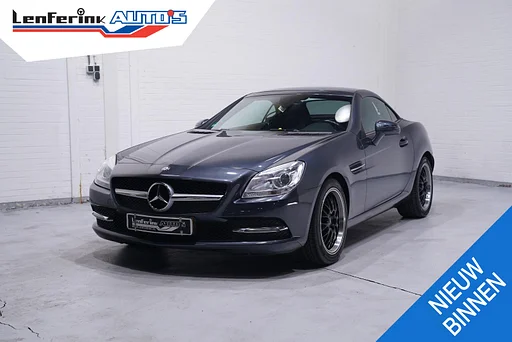 Mercedes-Benz SLK 200 navigatie lederen-bekleding stoelverwarming electrische-kap comfort-pakket 16"-lmv