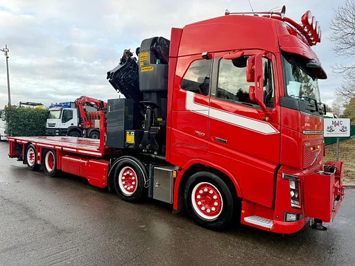 Volvo FH 750 8x2 + KRAN PALFINGER PK92002 SH E (6x - 20m) - UNIT WAGEN - 1m high / 6m20 - CUSTOMIZED INTERIOR / UNIQUE TRUCK! - DYNAMIC STEERING - BE