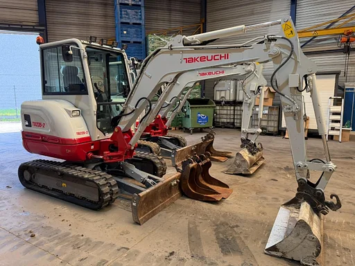Takeuchi TB235-2 *1189H ORIGINAL* - 3 BUCKETS / LÖFFEL - FULL HYDR LINES - HYDR QUICKHITCH - CE - BELGIAN MACHINE