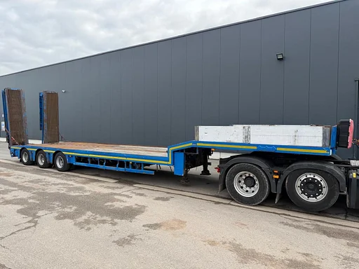 Nooteboom MCO-48-03 3-AXLES SEMI-LOWLOADER - 9,30M CARGO SPACE - 3X HYDRAULIC STEERING AXLES - RAMPS