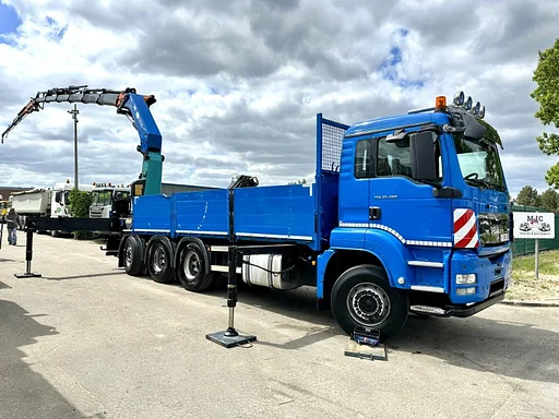 MAN TGS 35.400 8x4 TRIDEM + (32.5m) CRANE HMF 4720 K6 + JIB FJ1000 K4 - PLATFORM 6m - LIFT/STEERING - RADIO - 5E F - BE TRUCK