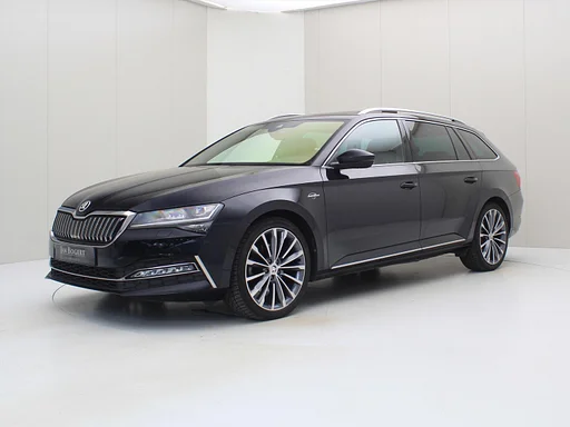 Skoda Superb Combi 1.4 TSI iV 218PK DSG6 L&K [ PANO+ACC+CAMERA+CARPLAY+STOELVERWARMING+CLIMATE ]