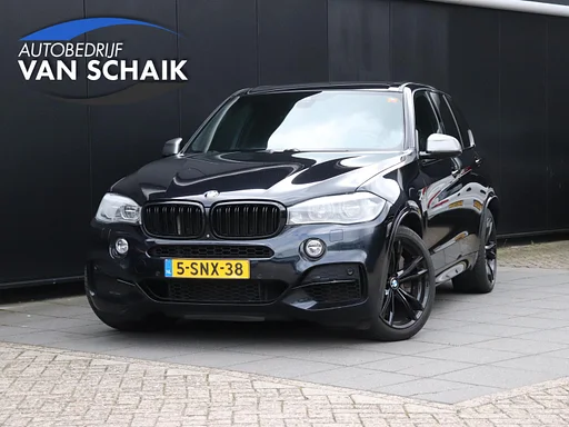 BMW X5 M50 M50d | B&O | LEDER | MEMORY | vontatóautó | fényképezőgép | CRUISE | NAVI | STOELVERW. |