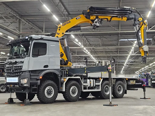 Mercedes-Benz AROCS 3253 8x8 / 65 t/m CRANE + JIB + WINCH / KRAN / GRUA