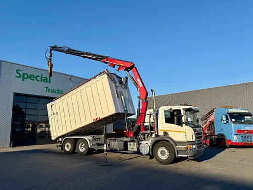 Scania P320 6x2 / Retarder / Kipper (37m3) / HMF 2620-K3 / Only 143.228km !!