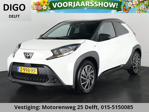 Toyota Aygo (X) VVT-i MT PLAY BLACK & WHITE 1e EIG GARANTIE 6-2034 CARPLAY NAVI.ADAPTIVE CRUISE.CAMERA