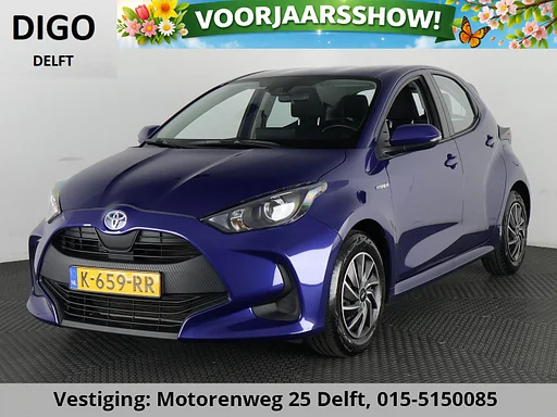 Toyota Yaris 1.5 HYBRID ACTIVE 1e EIG BLUELINE GARANTIE 2-2031 DEALER AUTO ! CARPLAY navigatie . only 45.000 KM