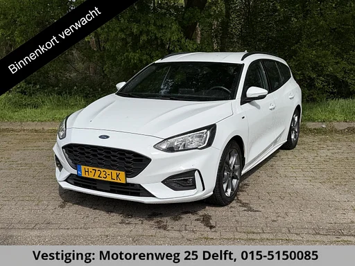 Ford Focus . KEYLESS ENTRY & START . parking sensors . navigatie . Wagon 1.0 EcoBoost ST Line Business