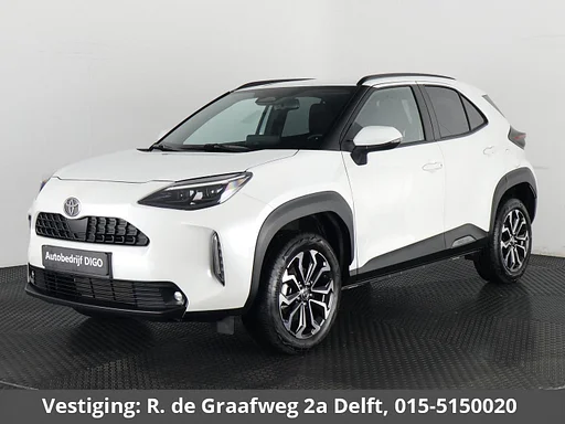 Toyota Yaris Cross | Stoel & Stuur verwarming | Draadloze telefoonlader | Adaptieve cruise control | 1.5 Hybrid 115 Dynamic