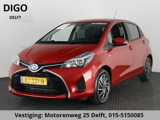 Toyota Yaris 1.5 HYBRID automatico STYLE CLIMAT CONTROL . 2 ZONE aria condizionataSLECHTS 77.000 KM . PRIVACY GLAS