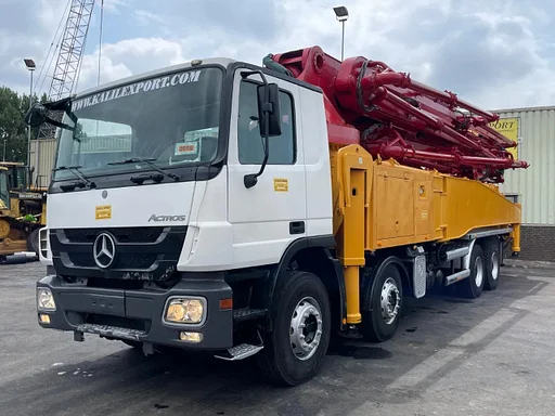 Mercedes-Benz Actros 4141 MP3 Concrete Pump 52 Meters Manual Gearbox Full Spring Condition