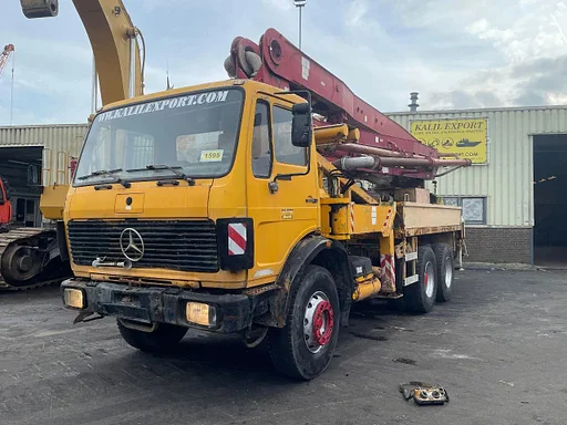 Mercedes-Benz SK 2225 Putzmeister 32 Meter Concrete Pump 6x4 V8 Perfect Condition