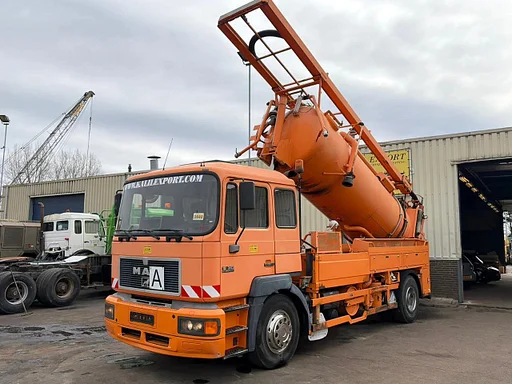 MAN 19.343 Vacuum Toilet Truck 2 Compartments 14.000L Manual Gearbox Good Condition