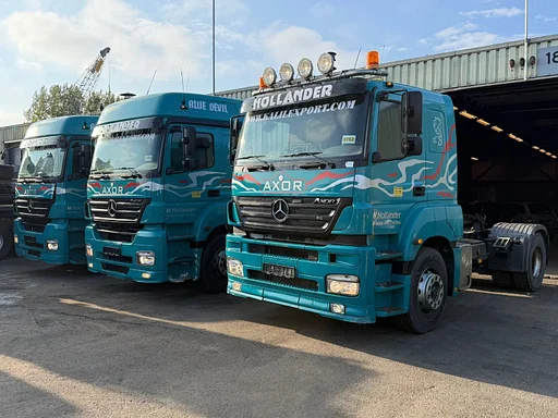 Mercedes-Benz Axor 1843 Tractor Kipper Hydraulics Manual Gearbox EPS 3 Pedal Airco 3 UNITS IN STOCK ORIGINAL GERMAN TRUCK