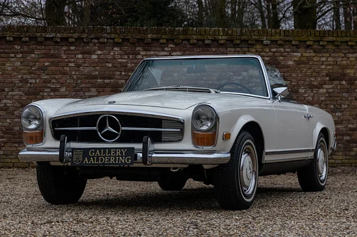 Mercedes-Benz SL 280 Pagode Matching numbers, Manual, Fully restored condition