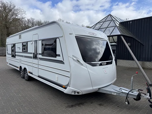 LMC Exquisite 685 VIP 2020 | Grote badkamer