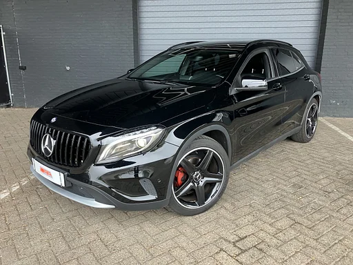 Mercedes-Benz GLA 180 CDI XENON-LED-NAVI-19 AMG