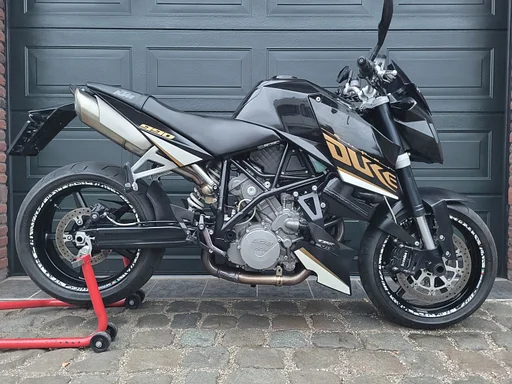 KTM 990 Superduke Heel Mooi