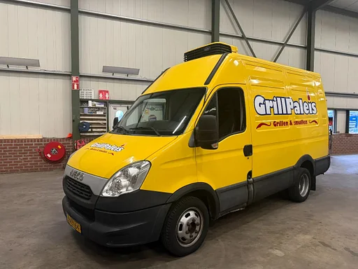 Iveco Daily 35C15 35C15 / Carrier Kuhlung / AHK mit luft / TUV bis 12-2026