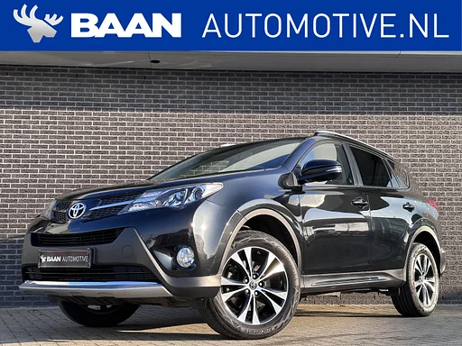 Toyota RAV 4 2.0 Style 4WD | macchina fotografica | automatico | auto da rimorchio