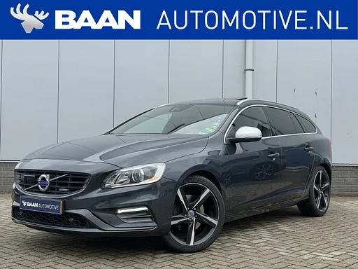 Volvo V60 2.0 T5 R-Design | Adaptive | tetto apribile | BLIS | auto da rimorchio | teljesen onderhouden