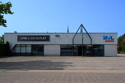 Lynk&Co 01 *RVL Auto's - OUTLET * 100 pezzo en Co's op azione