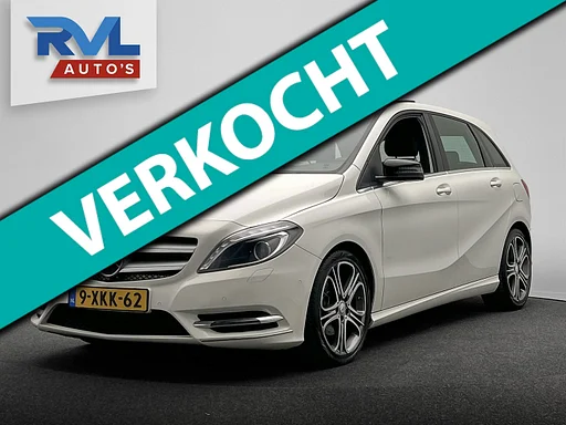 Mercedes-Benz B 180 Ambition Comfort | automatic | original Nederlands | trailer coupling | Panorama dak | navigatie | air conditioning