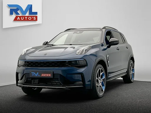 Lynk&Co 01 1.5 261PK Plug-in Hybrid *Zwarte Hemel* 360 camera panorama roof Apple/Carplay Adaptive/Cruise