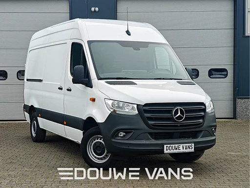 Mercedes-Benz Sprinter L2 H2 317 MBUX 360 Camera Navigatie Geveerde Stoel