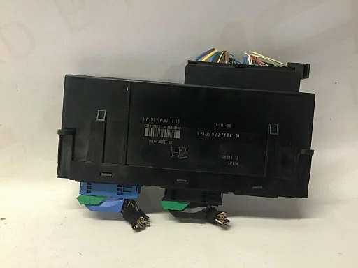 Body control module BMW 1-serie E87 LCI 6135922718401