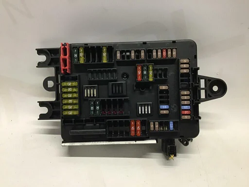Zekeringkast BMW 3-serie F30/F80 ('12-'15) 926111102