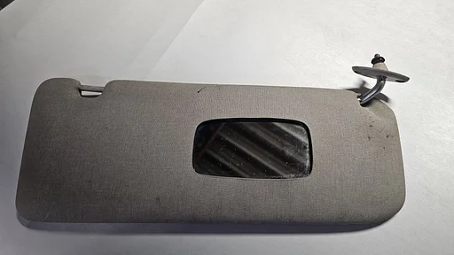 Zonneklep rechts spiegel sedan 4 / 2 touring BMW 3 serie E30 51161947918 1947918 51168106926 8106926