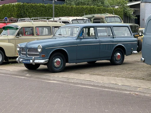 Volvo Amazon station wagon Vroeg model, vers gespoten, New Chrome en rubbers, LPG