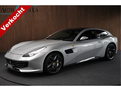 Ferrari GTC4Lusso GTC4 3.9 V8 Lusso T Carbon Passengerdisplay JBL Liftsysteem  Daytona style seats câmera couro Navi