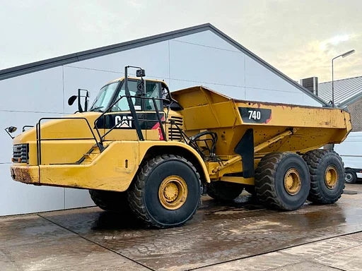 CAT 740 - Automatic Greasing / Body Heating / AC