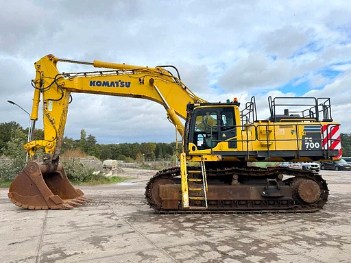 Komatsu PC700LC-8EO - Adjustable UC / Hydraulic Stairs