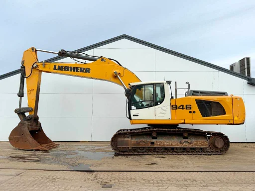 Liebherr R946LC - Automatic Greasing / Rear + Side Camera