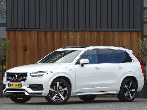 Volvo XC90 T8 390PK / AWD / R-Design / 7-zitter / LED