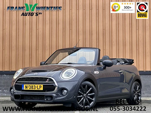 MINI Cooper S Cabrio Mini 2.0 Night Jack Edition | 192 PK | Achteruitrijcamera | Adaptieve Cruise Control | Apple Carplay / Android Auto | Keyless Go/Entry | Head-Up Display | sensori di parcheggio | sedili riscaldati |