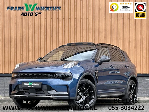 Lynk&Co 01 1.5 | Black Pakket | Panoramadak | Zwarte hemel | Stuurwielverwarming | Trekhaak | Adaptive Cruise Control | Keyless | Elektrische Bestuurdersstoel + Geheugen | Parkeersensoren | Apple Carplay |