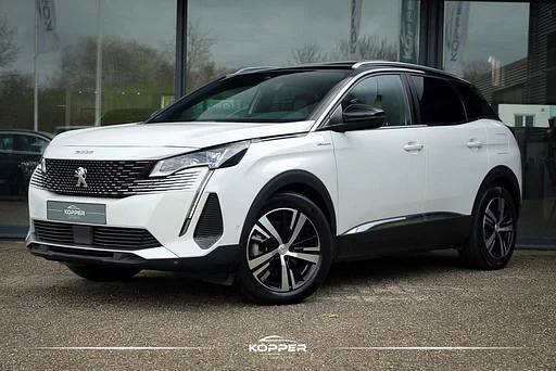 Peugeot 3008 1.6 HYbrid4 300 GT / Pano / Elek klep / Carplay / Black Pack