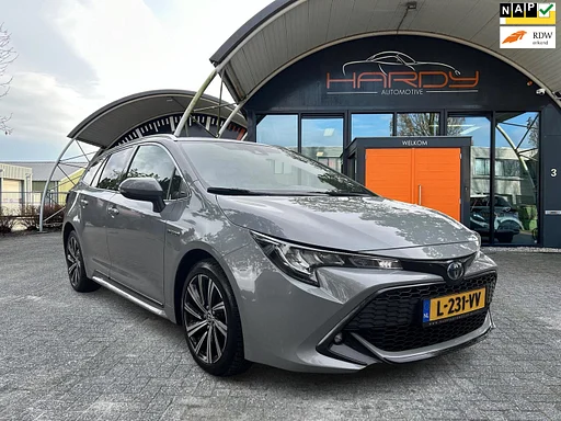 Toyota Corolla Touring Sports 1.8 Hybrid Business Plus 100% manutenzione rivenditore Rijklaarprijs!