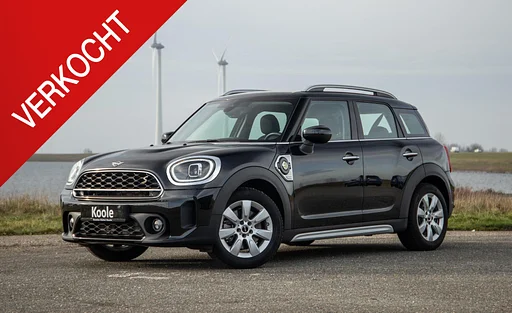 MINI Cooper SE Countryman 1.5 ALL4 Essential CAMERA / NAVI / CARPLAY / AIRCO / ZWART / STOELVERWARMING