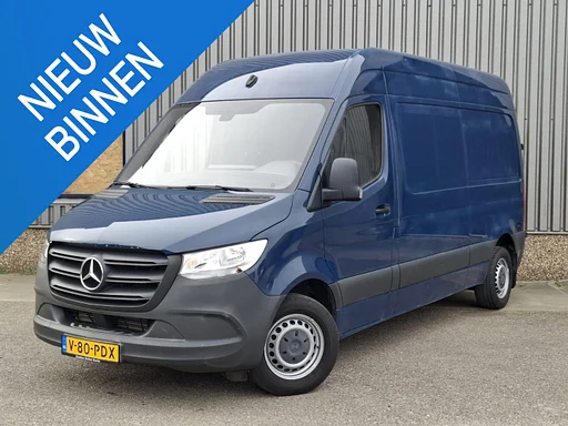 Mercedes-Benz Sprinter 311 2.2 CDI L2H2 AIRCO / CAMERA / 3 ZITS / DEALER ONDERHOUDEN / NAVI