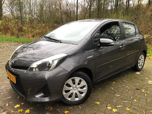 Toyota Yaris 1.5 Full Hybrid Aspiration/AUTOMAAT/CLIMA/NAVI/DEALER ONDERHOUDEN/NL AUTO/NAP