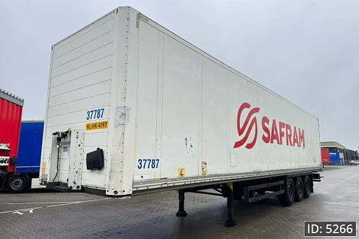 Schmitz Cargobull SCB/S3B / Double stock / Disk brakes