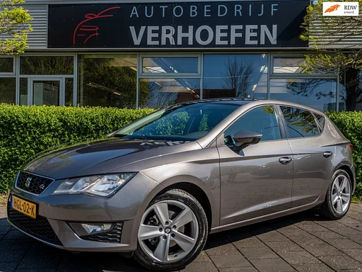 Seat Leon 2.0 TDI FR - automática - CARPLAY - NAVI - CRUISE / ar condicionado CONTROL - MULTI STUUR - 5 DEURS - LED